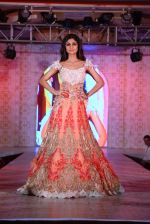 Shilpa Shetty walks for Rohit Verma_s show for Marigold Watches in J W Marriott, Mumbai on 11th Dec 2013 (281)_52a9cfe1d93eb.JPG