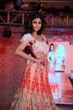 Shilpa Shetty walks for Rohit Verma_s show for Marigold Watches in J W Marriott, Mumbai on 11th Dec 2013 (285)_52a9cfe359807.JPG