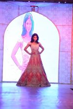 Shilpa Shetty walks for Rohit Verma_s show for Marigold Watches in J W Marriott, Mumbai on 11th Dec 2013 (288)_52a9cfe46c64a.JPG