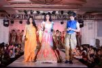 Shilpa Shetty walks for Rohit Verma_s show for Marigold Watches in J W Marriott, Mumbai on 11th Dec 2013 (291)_52a9cfe5700c0.JPG