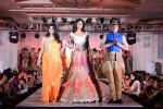 Shilpa Shetty walks for Rohit Verma_s show for Marigold Watches in J W Marriott, Mumbai on 11th Dec 2013 (292)_52a9cfe5bcc72.JPG