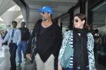 Akshay kumar and Twinkle Khanna snapped at the airport as they arrive from Casablanca on 16th Dec 2013 (15)_52afebe17a8c2.JPG