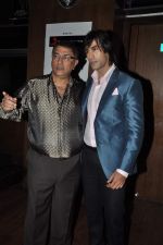 Shiv Darshan, Suneel Darshan at the Audio release of Karle Pyaar Karle in Hard Rock, Mumbai on 17th Dec 2013 (73)_52b145e8d7e6b.JPG