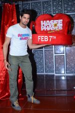 Sidharth Malhotra at Hasee Toh Phasee promotions in Cinemax, Mumbai on 19th Dec 2013 (91)_52b3af1187228.JPG