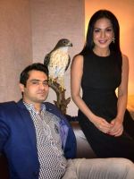 Veena Malik Marries Pakistani Actor Singer Asad Bashir in Dubai on 25th Dec 2013 (47)_52bbc78b8144f.jpg