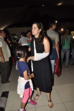  snapped at the airport as they return after New year in Mumbai on 1st Jan 2014 (40)_52c503bf9a34a.JPG