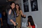 Poonam Dhillon at the Launch of Dabboo Ratnani_s Calendar 2014 in Mumbai on 5th Jan 2014 (84)_52cac1a4aa675.JPG