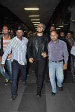 Ranveer Singh arrive from NY in Mumbai Airport on 6th Jan 2014 (33)_52cc02be47de4.JPG
