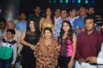 Heena Panchal, Saroj Khan, Rajpal Yadav at Saroj Khan choreograph_s song for Babuji Ek Ticket Bambai in Dahisar, Mumbai on 9th Jan 2014 (79)_52cfeae793ea4.JPG