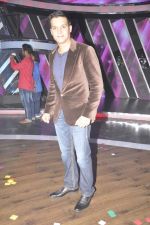 Jimmy Shergill with Darr at The Mall music launch on the sets of Boogie Woogie in Malad, Mumbai on 9th Jan 2014 (97)_52d001a62d6ce.JPG