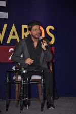 Shahrukh Khan promotes ZEE Awards in J W Marriott, Mumbai on 9th Jan 2014 (36)_52cfe9d405bc3.JPG