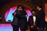 Amitabh Bachchan, Shatrughan Sinha, Vidhu Vinod Chopra, Shahrukh Khan  at 20th Annual Life OK Screen Awards in Mumbai on 14th Jan 2014(686)_52d67d20640d5.JPG