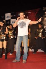 Salman Khan snapped promoting their film Jai Ho in Inorbit, Malad on 17th Jan 2014 (54)_52da2c0440e8c.JPG