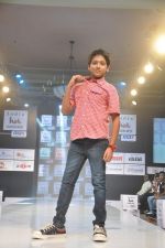 at Kids fashion week in Mumbai on 19th Jan 2014 (27)_52dcb4ddb0a72.JPG