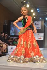 at Kids fashion week in Mumbai on 19th Jan 2014 (44)_52dcb4df97216.JPG