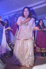 at Rohan Palshetkar_s wedding reception in Mayfair, Mumbai on 20th Jan 2014 (29)_52de15c696069.JPG