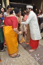 at Sameera Reddy & Akshai Varde_s wedding ceremony in Mumbai on 21st Jan 2014 (41)_52df6c4bc3256.JPG