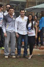 Salman Khan at CCL match in D Y Patil, Mumbai on 25th Jan 2014 (89)_52e4e4709e1ce.JPG