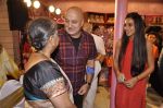 Anupam Kher, Sudha Murthy at launch of book Lost in the Woods in Hamleys, Mumbai on 27th Jan 2014 (67)_52e7426b38dc6.JPG