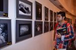 Dabboo Ratnani at photography exhibition in Kalaghoda, Mumbai on 27th Jan 2014 (32)_52e9f6b542e60.JPG