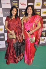 at Mirchi Marathi Music Awards in Pune, Mumbai on 27th jan 2014 (22)_52ea461d7e817.JPG