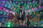 Shilpa Shetty at Nach Baliye 6 grand finale performance in Filmistan on 30th Jan 2014 (142)_52eb45a000a11.JPG