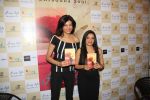 Sushmita Sen launches Author Shraddha Soni_s - I am Life in Mumbai on 30th Jan 2014 (3)_52eb085649fd6.jpg