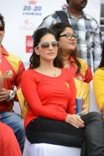 Sunny Leone at CCL Match of Mumbai Heroes Vs Telugu Warriors in Dubai on 1st Feb 2014 (311)_52ee1f084d630.JPG