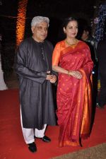Javed Akhtar, Shabana Azmi at Ahana Deol_s Wedding Reception in Mumbai on 2nd Feb 2014 (20)_52efa1c63d6d8.JPG