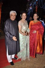Javed Akhtar, Shabana Azmi, Hema Malini at Ahana Deol_s Wedding Reception in Mumbai on 2nd Feb 2014 (23)_52efa1dca84e0.JPG