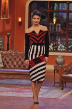 Priyanka Chopra at Gunday promotions on the sets of Comedy Nights With Kapil in Mumbai on 4th Feb 2014 (30)_52f1c99d73479.JPG