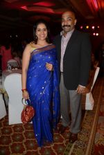 Sonali Kulkarni at Siddharth Kannan_s wedding reception with Neha in Mumbai on 4th Feb 2014 (214)_52f206d856209.JPG