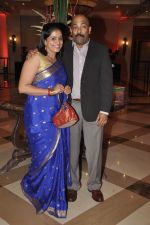 Sonali Kulkarni at Siddharth Kannan_s wedding reception with Neha in Mumbai on 4th Feb 2014 (65)_52f206d733f11.JPG