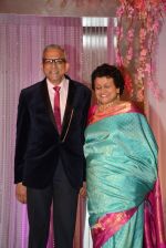 at Siddharth Kannan_s wedding reception with Neha in Mumbai on 4th Feb 2014 (221)_52f2037747bda.JPG