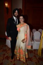 at Siddharth Kannan_s wedding reception with Neha in Mumbai on 4th Feb 2014 (248)_52f20381a3cd6.JPG