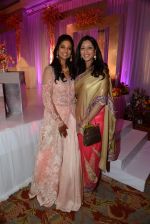 at Siddharth Kannan_s wedding reception with Neha in Mumbai on 4th Feb 2014 (292)_52f20397781bc.JPG