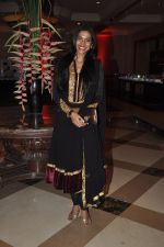 at Siddharth Kannan_s wedding reception with Neha in Mumbai on 4th Feb 2014 (46)_52f2032d5d780.JPG