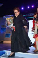 Helen at Manish malhotra show for save n empower the girl child cause by lilavati hospital in Mumbai on 5th Feb 2014(370)_52f3c40417fc0.JPG