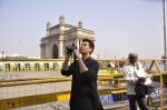 Karan Johar turns photographer for Colors new show in Gateway Of India on 5th Feb 2014 (17)_52f3be3127949.JPG