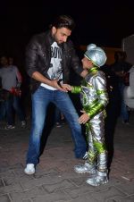 Ranveer Singh at gunday promotions on the sets of Boogie Woogie in Malad, Mumbai on 6th Feb 2014 (17)_52f3d9ebd1a2a.JPG