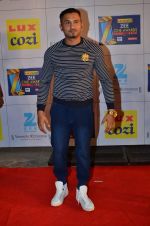 Honey Singh at Zee Awards red carpet in Filmcity, Mumbai on 8th Feb 2014 (333)_52f77c5d5b806.JPG