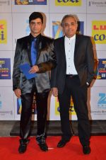 Indra Kumar at Zee Awards red carpet in Filmcity, Mumbai on 8th Feb 2014 (99)_52f77c7255e11.JPG