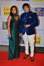 Vivek Oberoi, Priyanka Alva at Zee Awards red carpet in Filmcity, Mumbai on 8th Feb 2014 (235)_52f77ec6478d0.JPG