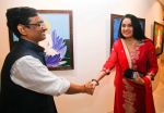 Bharat Tripathi & Padmini kolhapure at Bharat Tripathi_s Tirthankar exhibition in Mumbai on 13th Feb 2014_52fdb9fda1ca6.jpg