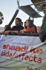 Farhan Akhtar and Vidya Balan on hot air balloon to promote Shaadi Ke Side Effects in Filmcity, Mumbai on 14th Feb 2014 (77)_52fede6375168.JPG