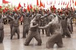 Ranveer Singh, Arjun Kapoor in the still from movie Gunday (6)_53059427a6d46.jpg