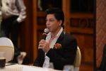 Shahrukh Khan at Living with KKR documentry on discovery Channel in Mumbai on 20th Feb 2014 (93)_530619aa45577.jpg