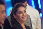 Madhuri Dixit on the sets of Boogie Woogie in Mumbai on 20th Feb 2014 (49)_5306f36777eee.JPG
