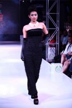 Model walks for Jatin Kocchar on day 2 of Bengal Fashion Week on 22nd Feb 2014 (60)_5309f5031f068.jpg