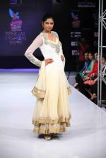 Model walks for designer AD Singh at Bengal Fashion Week day 2 on 22nd Feb 2014 (25)_5309f4c0a3e3b.jpg